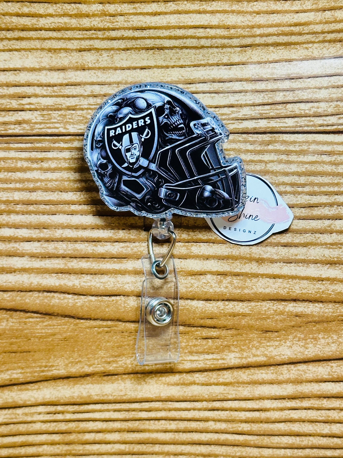Raiders Skull Helmet Badge Reel